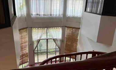 Valle Verde 6 Well Maintained House for Sale