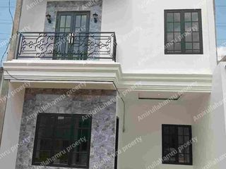 Di jual rumah onprogres dalam perumahan dekat tol cimanggis masjid at athoir .