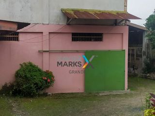 super langka dan murah.Dijual Gudang dan toko lokasi poros di jalan letjen s parman, lowokwaru, malang