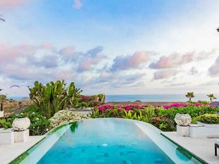 LUXURIOUS 6 BEDROOMS WITH BREATHTAKING UNBLOCKED OCEAN VIEW VILLAS IN PANDAWA
