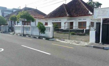 Rumah klasik di dekat malioboro, dekat stasiun lempuyangan, dekat pakualaman yogyakarta.