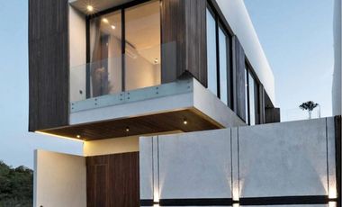For Lease Amazing Beautiful Villa - Located In Beautiful Jimbaran Area