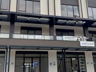 Ruko Hook Gandeng Sorrento Grande 5X18 & 6X18 – 3 Lantai Ramai Siap Pakai Lokasi Premium Dekat Matera