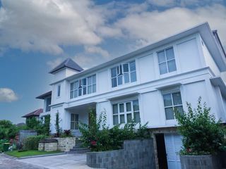 For Rent Luxury 5 Bedroom Villa With Golf Course View - Pecatu