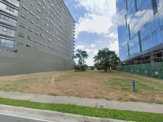 Commercial Lot For Sale in  ARCA South Taguig City - Along AYALA MALLS
