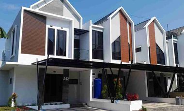 villa mewah kota batu dijual lokasi 2 menit ke wisata BNS