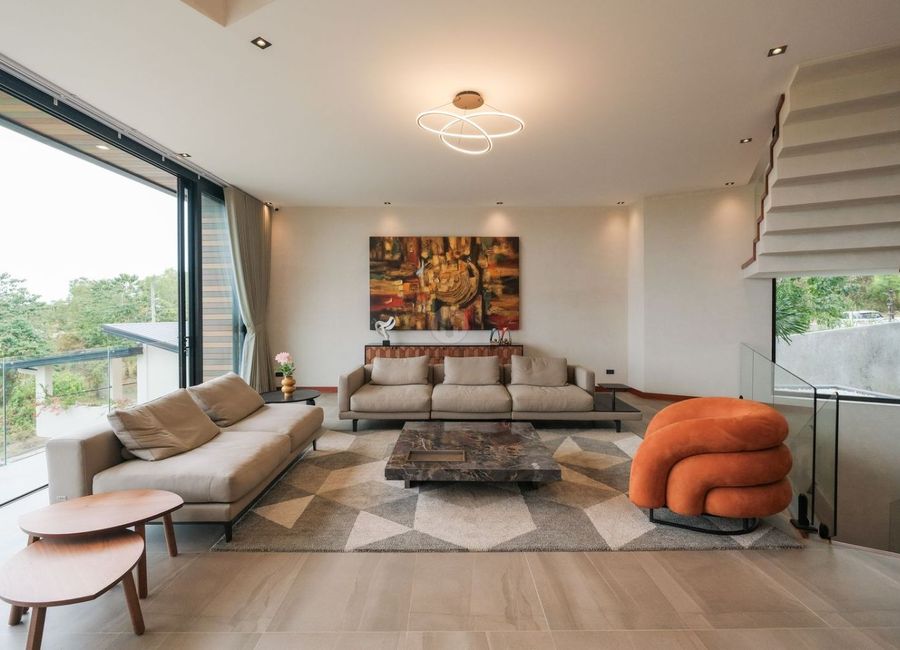 Vibrant 6-Bedroom House and Lot for Sale in Timberland Heights, San ...