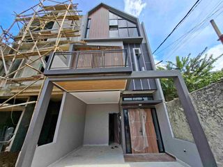 di jual rumah 3 lantai lokasi pinggir jalan raya utama dijagakarsa bebas banjir