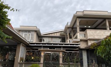 PRIVATE SANCTUARY 1500M2 NEMPEL BUKIT GOLF CIBUBUR – SKALA ISTANA RP 13,5M