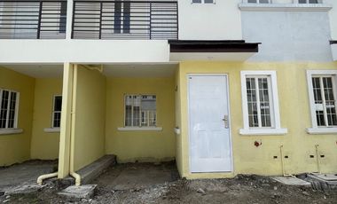 Redfern Phase 5 Thea Model Newly Turnover For Sale