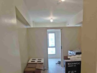 1BR For Rent Cloverleaf Avida beside Cloverleaf Mall Balintawak Quezon City