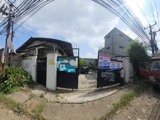 Disewa Gudang Raya Kuta Bumi uk 695m2 Jalan cukup besar , izin industri  at Tangerang
