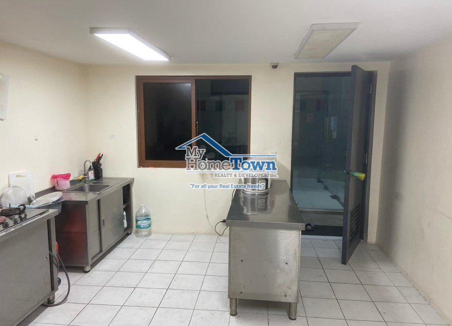 Cologne Street, Mercedes Executive Village, Cainta, Rizal image 3