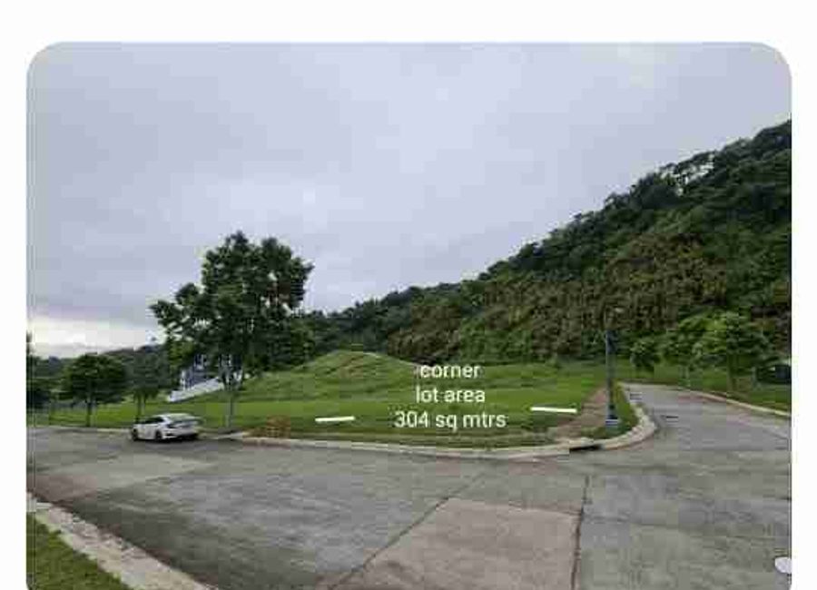Tagaytay-Nasugbu Road, Amuyong, Laurel, Batangas image 2