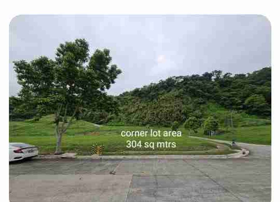 Tagaytay-Nasugbu Road, Amuyong, Laurel, Batangas image 3