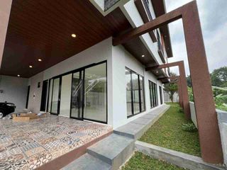 [INVESTASI] Brand New Villa Modern Tropical Style Puncak Cisarua Bogor