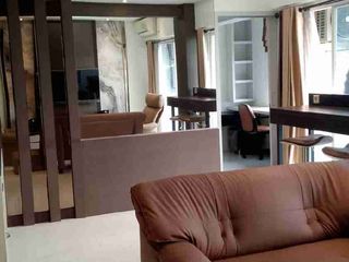 Disewakan 2 unit jadi satu apartemen puncak bukit golf surabaya barat