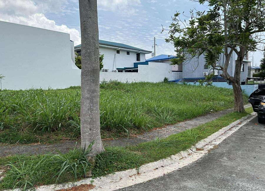East Diversity Avenue, Canlubang, Calamba, Laguna image 2
