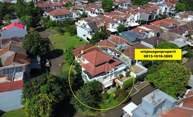Legenda Wisata Rumah Huk Terawat Siap Huni Hadap Timur