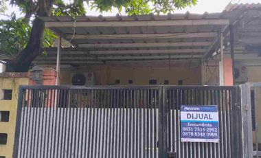 Dijual rumah dalam perumahan duta bintaro dekat alsut dan graha raya.
