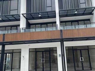 Ruko Hampton District Gading serpong include AC Brand new