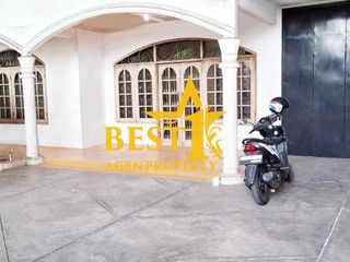 Murah!! Gudang & Kantor Bagus Strategis di Kb.
Jeruk, Jakarta Barat