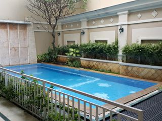 5 Bedroom Modern House in Pondok Indah - Bagus - ex Celebrity