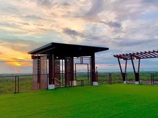 30 sqm |1-Bedroom A Mid Condominium in Royal Oceancrest Panglao 2 located at Dao, Dauis, Bohol