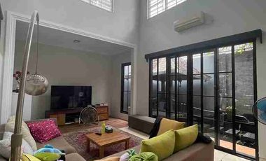 Dijual Rumah Victoria River Park BSD Dekat Golf Hadap Tenggara