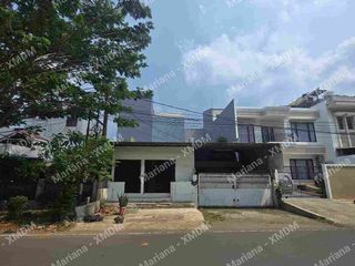 RUMAH TUA DIJUAL APA ADANYA ➡️LOKASI DEPAN JALAN RAYA➡️DAERAH KOMERSIAL BISA UNTUK USAHA / TEMPAT TINGGAL ➡️ BEBAS BANJIR