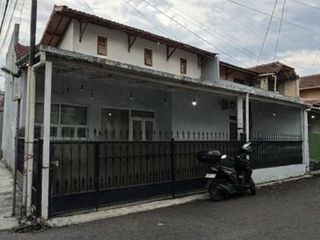 Rumah LELANG Murah Nyaman siap huni 1 lantai di Komplek Taman Merkuri - Margahayu