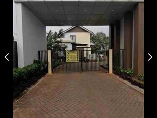Rumah siap huni minimalis dalam cluster di Graha Raya