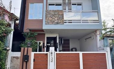 House and Lot for Sale at San Lorenzo Subdivision, Sta. Rosa Laguna