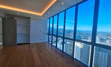 FOR SALE! LUXURY PENTHOUSE  IN CEBU IT PARK 38 Park Avenue