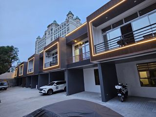 FOR SALE: BRAND NEW READY-FOR-OCCUPANCY MODERN TOWNHOUSES -PHP19,000,000.00 (Lahug Cebu City)