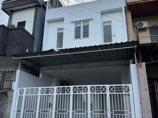 Di jual Rumah Lantai 3
Lokasi di Jln Dewi Sri Kuta badung bali