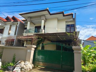FOR SALE RUMAH RENON MINIMALIS 2LT  AKSES SANGAT BAGUS FULLY FURNISHED