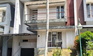 Rumah 2 Lantai Rancamaya Golf Estate Cluster Summit Harga BU Termurah