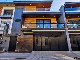 Brand New Skyframe Modern Residence with Private Indoor Swimming Pool in Greenwoods Executive Village (Fully-Airconditioned)