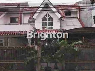 Dijual rumah 2 lantai siap huni rapi di jalan utama di Griya Kencana 2, Ciledug Tangerang