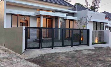 Rumah Baru SIAP HUNI dalam CLUSTER dekat Kampus UII - dekat Pasar Jangkang di Jl. Kaliurang km 12,5 Sleman Yogyakarta
