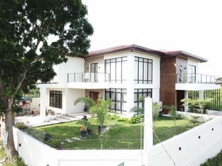 Rush Sale Alert! 5 Bedroom 5BR Corner House at Filinvest South Peak in San Pedro, Laguna | Brand New Property