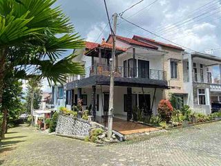 villa hits di batu full furnish dekat berbagai wisata di kota batu