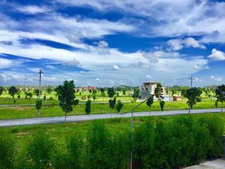 Centro Verde Residences Resale Opportunity in a Prime Growth Corridor