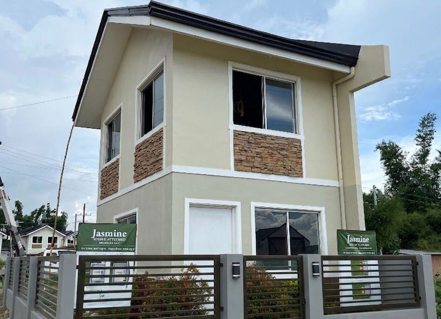 P. Torres Street, 6, Poblacion, Lipa, Batangas