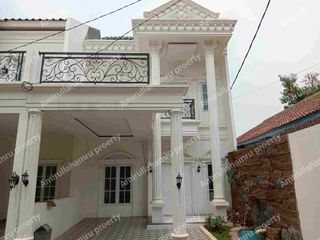 Classic Modern Rumah sulthan mewah siap Huni di timur jakarta , Blakang plaza cibubur.