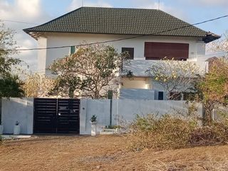 Vila Eksklusif di Dataran Tinggi Nusa Dua | Pemandangan Laut & GWK (IT)