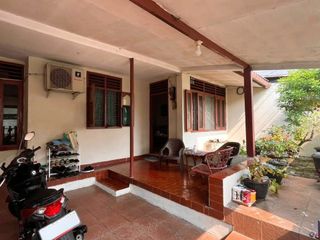 Rumah taman asri ciledug Tangerang bebas banjir