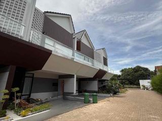 Brand New House Rumah Modern di Private Cluster Pondok Cabe