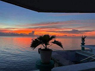 RUSH SALE CATMON RESORT/HOUSE WITH SEVEN BEDROOMS AND ALONG THE ROAD  SAVE P7MN.